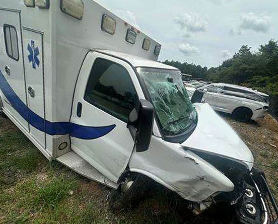 2011 Chevrolet G4500 Ambulance - Image 10