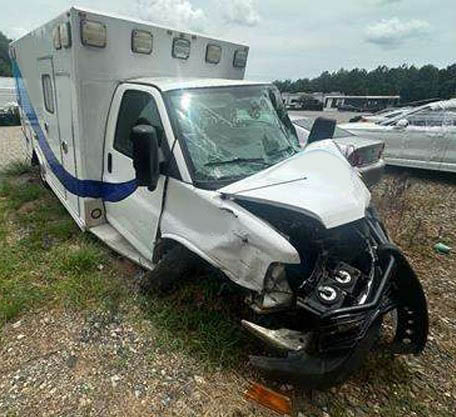 2011 Chevrolet G4500 Ambulance - Image 11