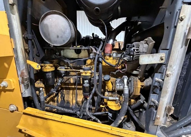 2011 Deere 544K Wheel Loader - Image 12