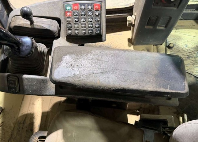 2011 Deere 544K Wheel Loader - Image 19