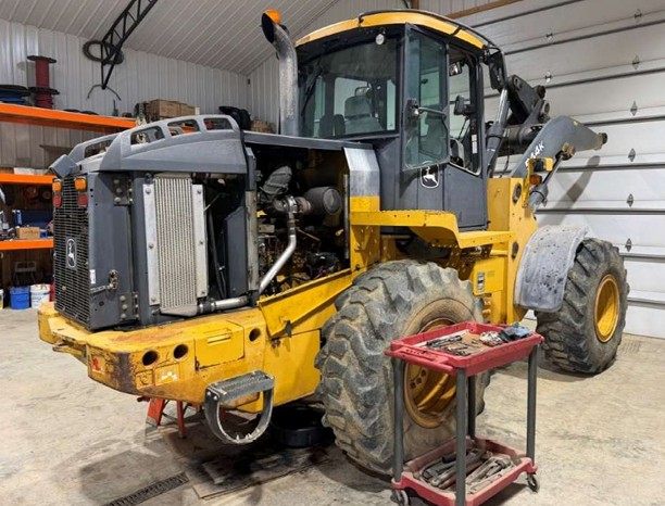 2011 Deere 544K Wheel Loader - Image 3