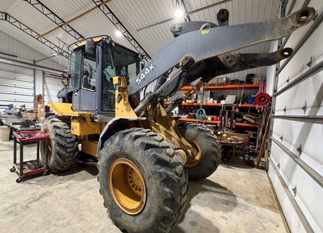 2011 Deere 544K Wheel Loader - Image 4