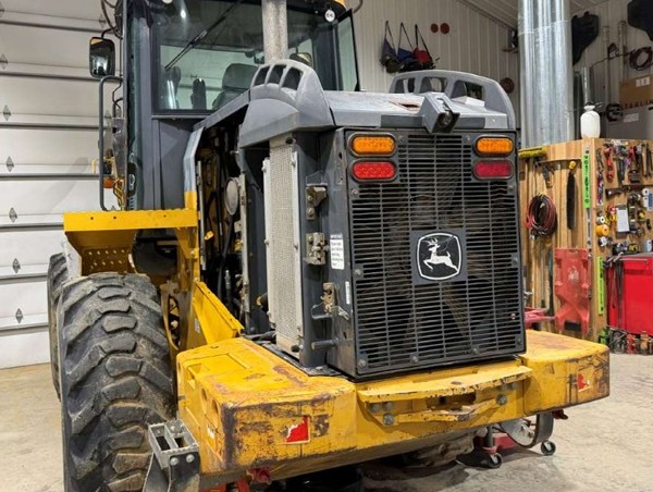 2011 Deere 544K Wheel Loader - Image 8