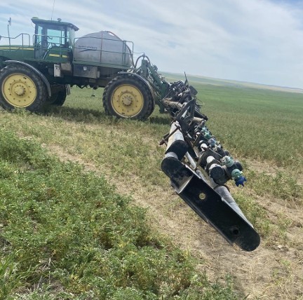 2011 John Deere 4930 Sprayer (MT) - Image 4