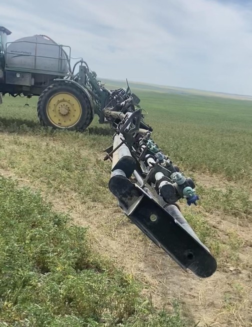 2011 John Deere 4930 Sprayer (MT) - Image 5