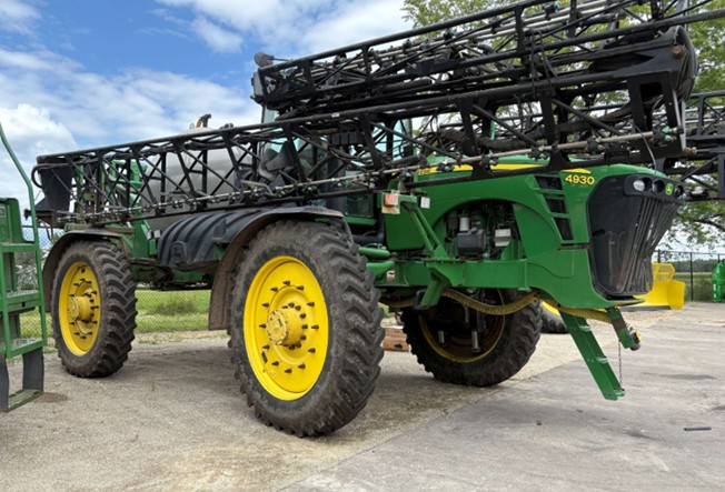 2011 John Deere 4930 Sprayer (WI) - Image 6