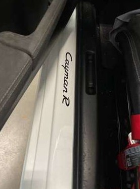 2012 Porsche Cayman R - Image 31