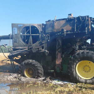 John Deere s670 Combine