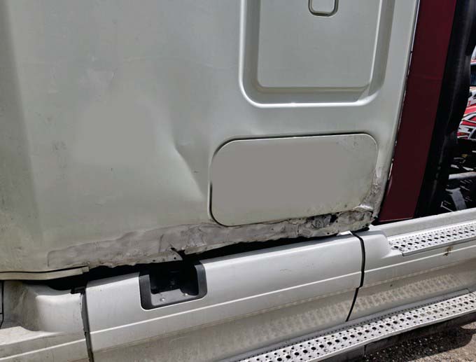 2014 Freightliner Cascadia - Image 14