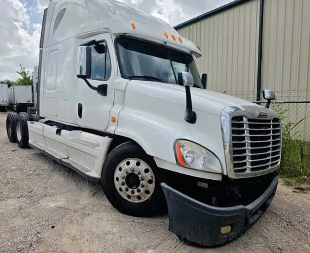 2014 Freightliner Cascadia - Image 5