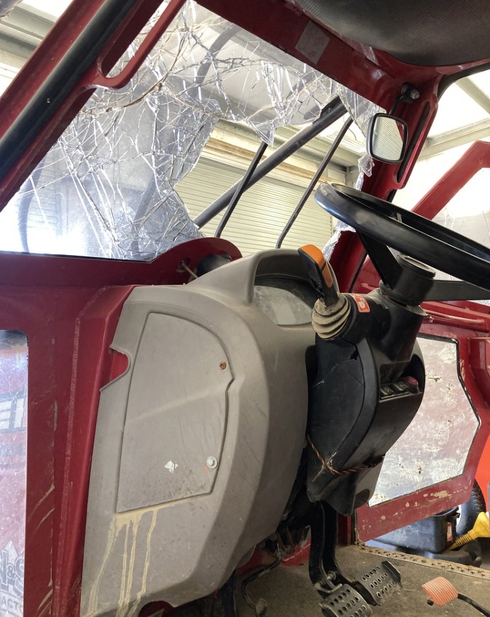 2015 Case IH Farmall 115C Tractor - Image 15