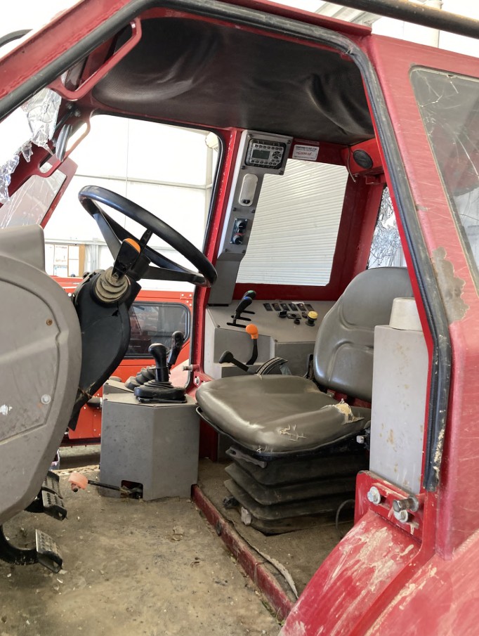2015 Case IH Farmall 115C Tractor - Image 16
