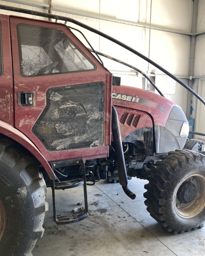 2015 Case IH Farmall 115C Tractor - Image 8
