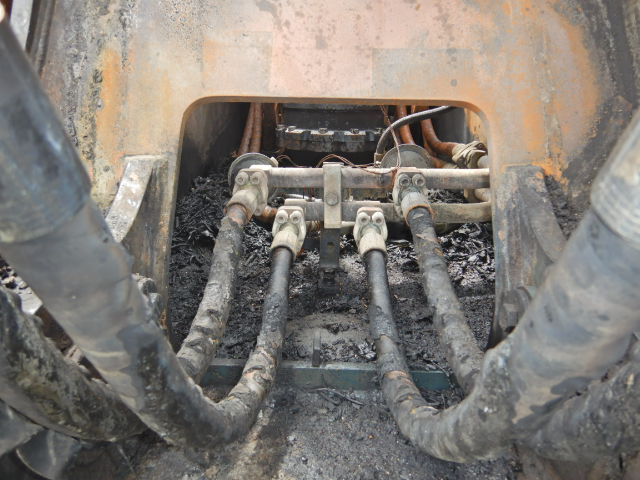 2015 Hyundai R 220 LC-9A Excavator - Image 9