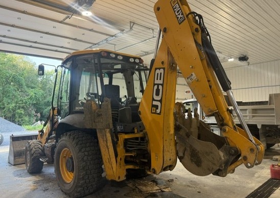 2015 JCB 3CX Backhoe - Image 2