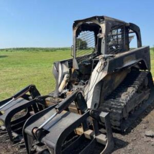 2015 John Deere 333E Skid Steer