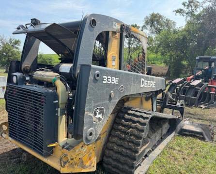 2015 John Deere 333E Skid Steer - Image 4