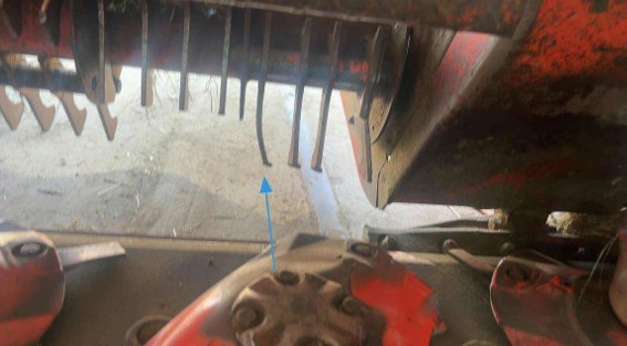 2015 Kuhn FC10030D Mower Conditioner - Image 10