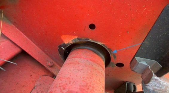2015 Kuhn FC10030D Mower Conditioner - Image 17