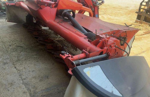 2015 Kuhn FC10030D Mower Conditioner - Image 3