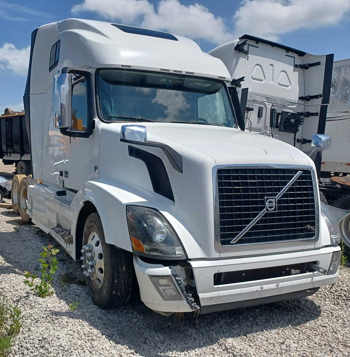 2016 Volvo VNL - Image 4