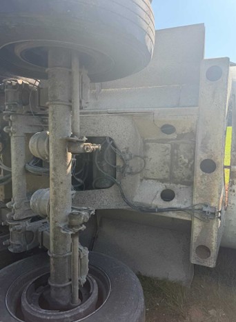 2017 4T Half Round Dump Trailer - Image 19