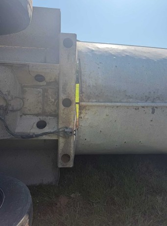 2017 4T Half Round Dump Trailer - Image 20
