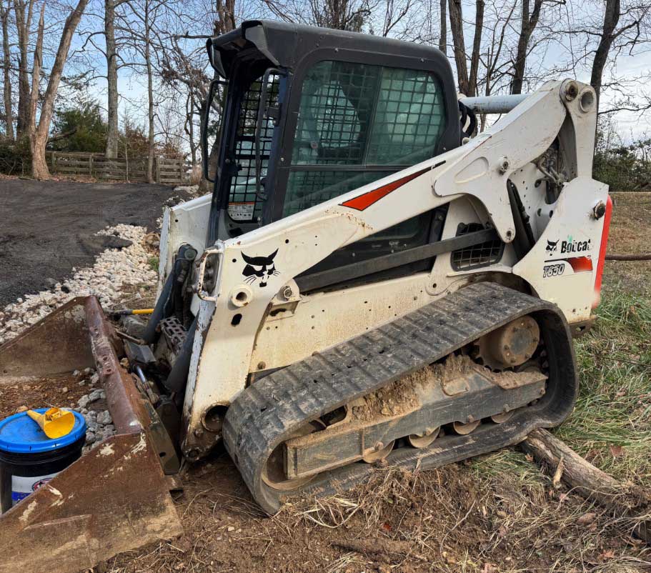 2017 Bobcat T650 Compact Track Loader - Image 2