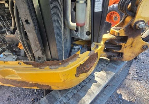 2017 Caterpillar 302.7D CR Excavator - Image 10