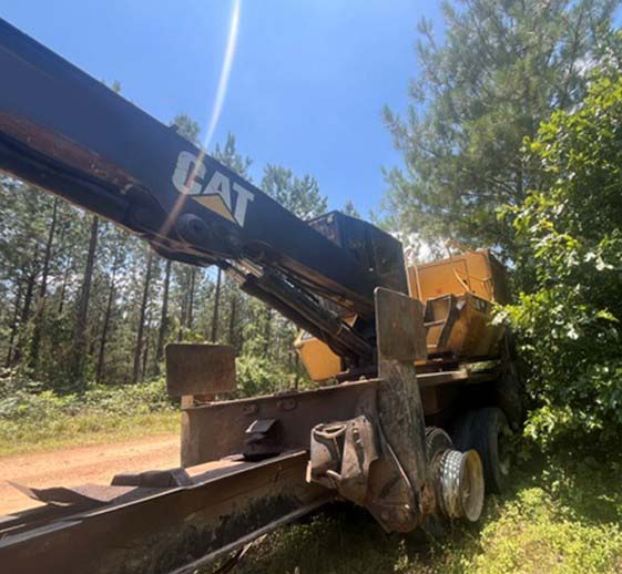 2017 Caterpillar 559C Log Loader - Image 3