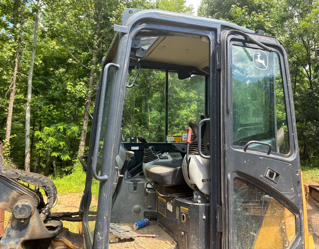 2017 John Deere 60G Mini Excavator - Image 5