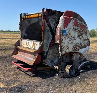 2017 New Holland 560RB Baler