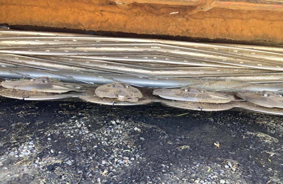 2018 Massey Ferguson 9295 Razor Bar Header - Image 12