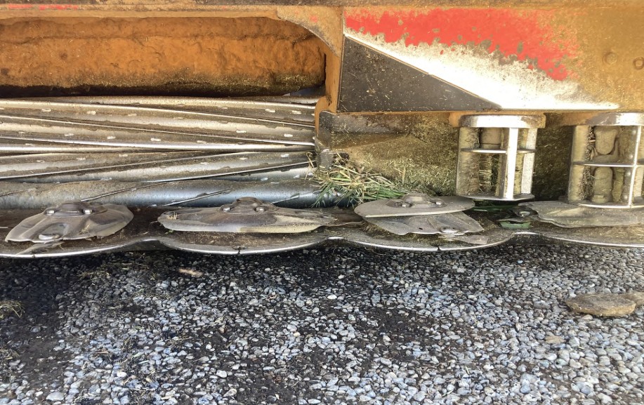 2018 Massey Ferguson 9295 Razor Bar Header - Image 13
