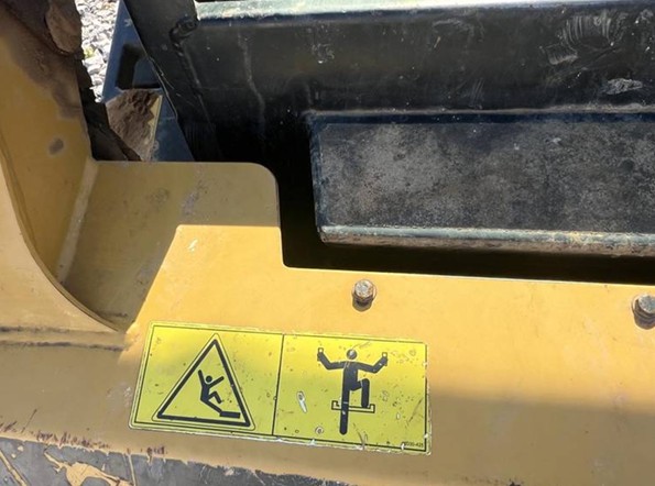 2019 ASV RT-40 Skid Steer - Image 20