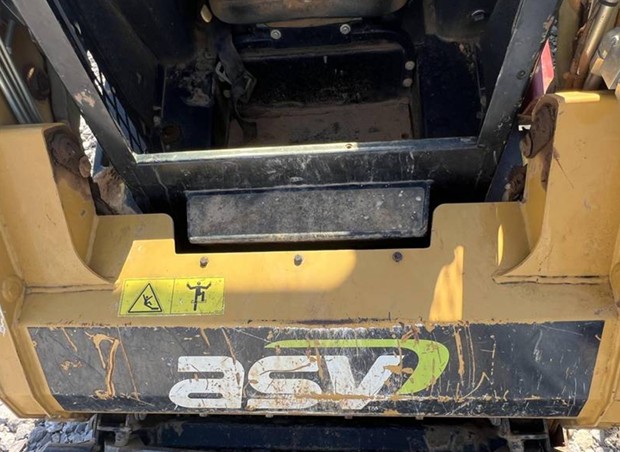 2019 ASV RT-40 Skid Steer - Image 9