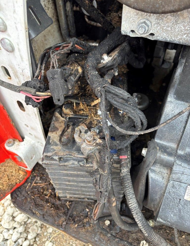 2019 Bobcat S590 Skid Steer - Image 14