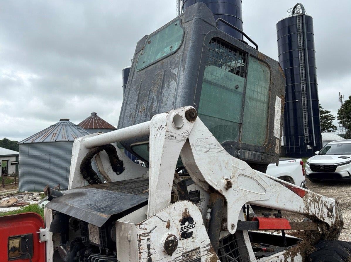 2019 Bobcat S590 Skid Steer - Image 4