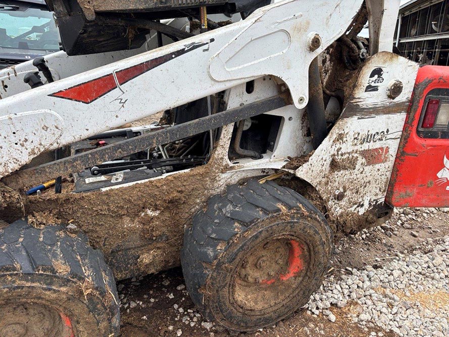 2019 Bobcat S590 Skid Steer - Image 9