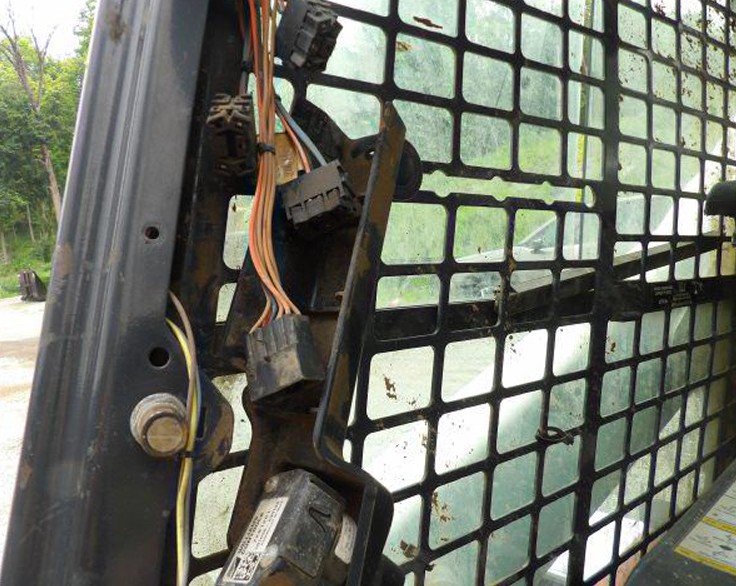 2019 Bobcat T650 Skid Steer - Image 9