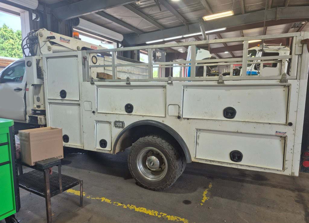 2019 Chevrolet 5500 HD - Image 5
