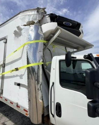 2019 International MV607 Reefer Box Truck - Image 3