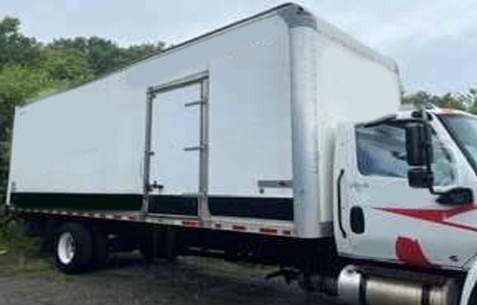 2020 International MV607 Box Truck - Image 3