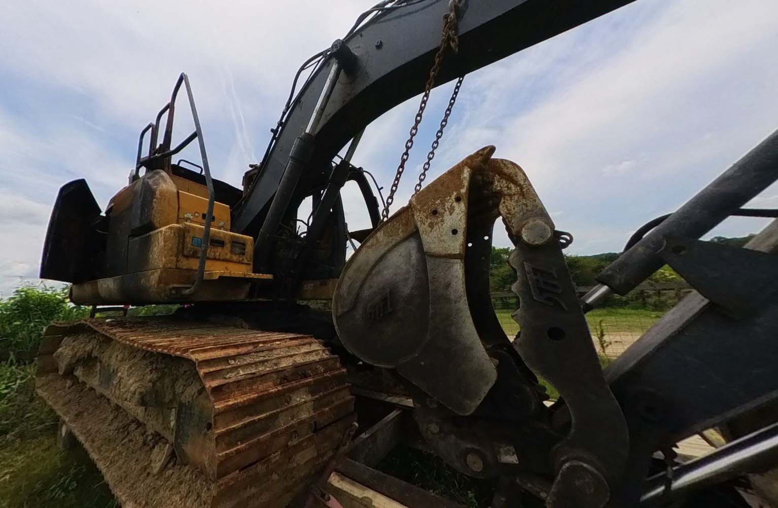 2020 Deere 130G Excavator - Image 3