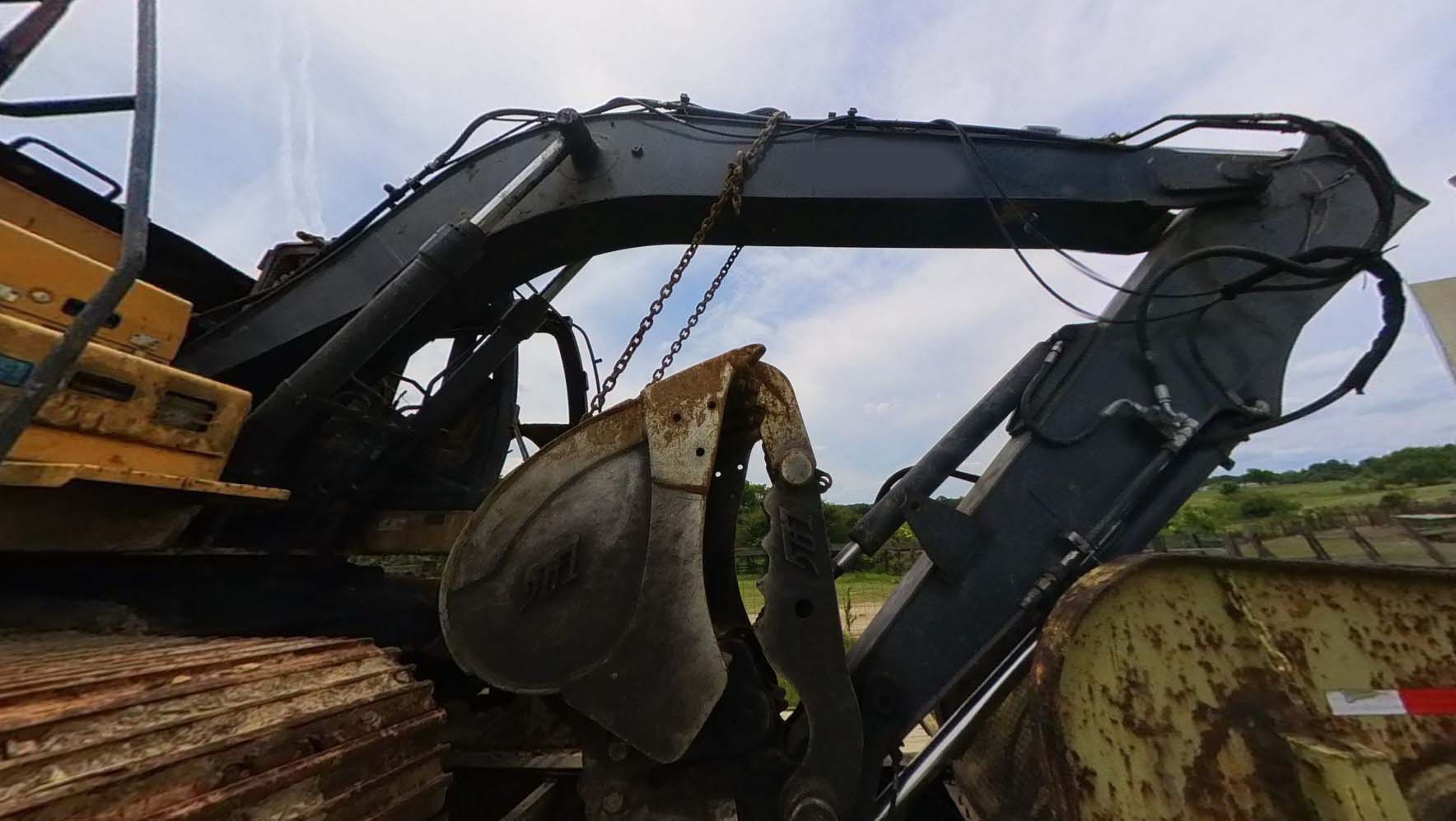 2020 Deere 130G Excavator - Image 4