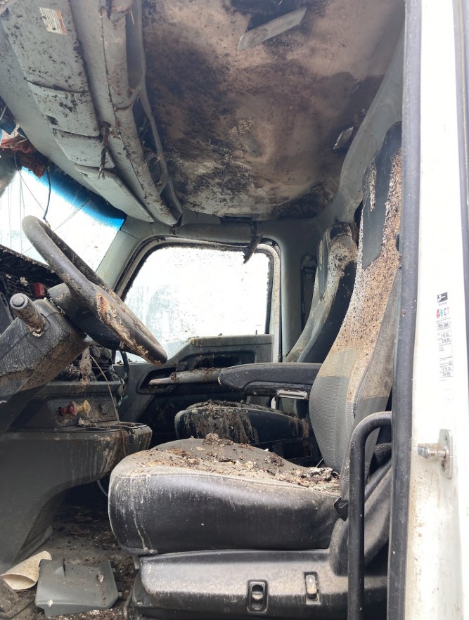 2020 Kenworth T880 Day Cab - Image 14