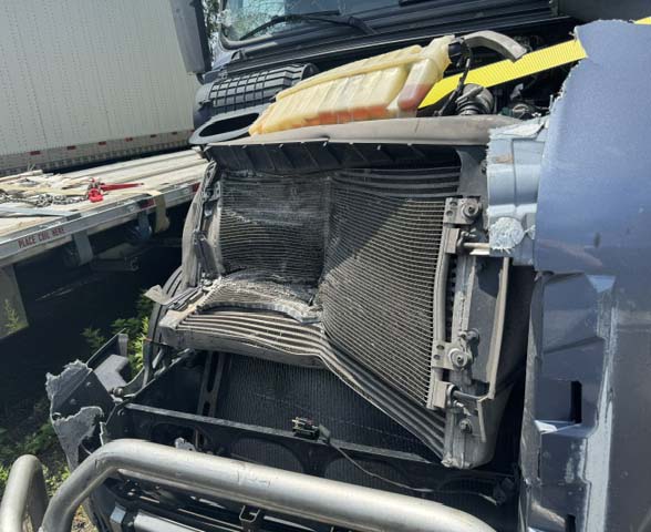 2020 Volvo VNL 760 - Image 10