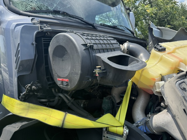 2020 Volvo VNL 760 - Image 7