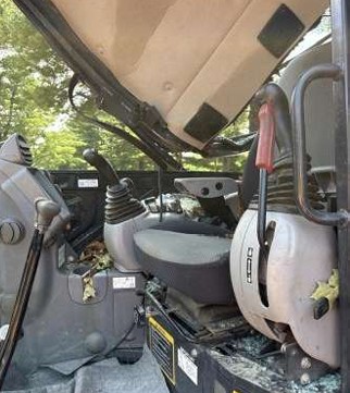 2021 John Deere 60G Excavator - Image 8