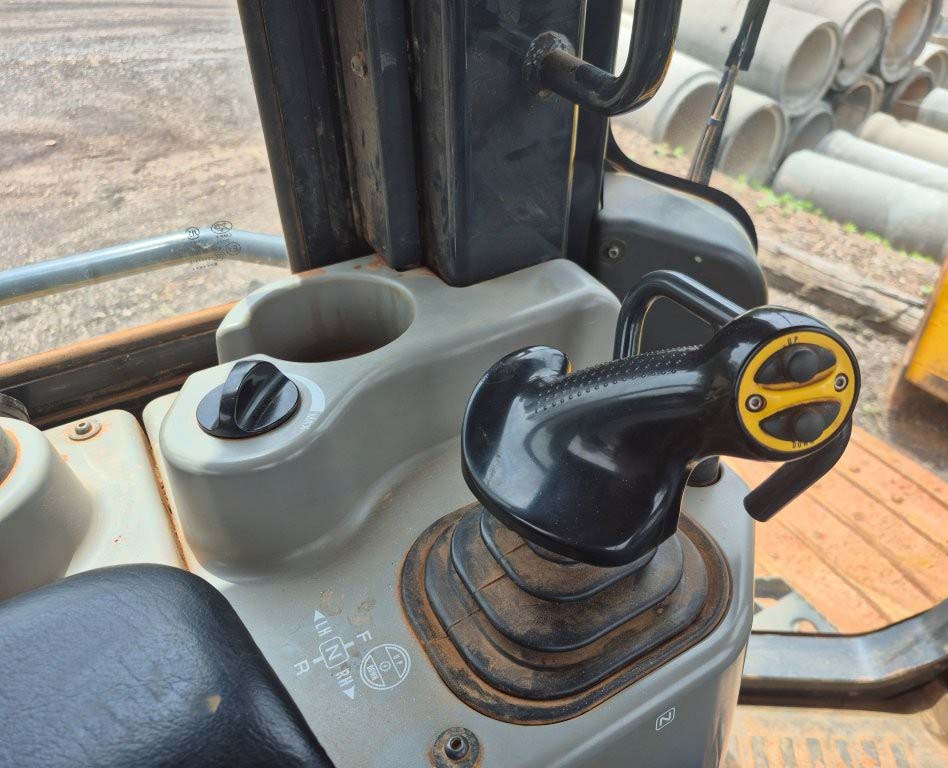2021 Komatsu D51PX-24 Dozer - Image 10
